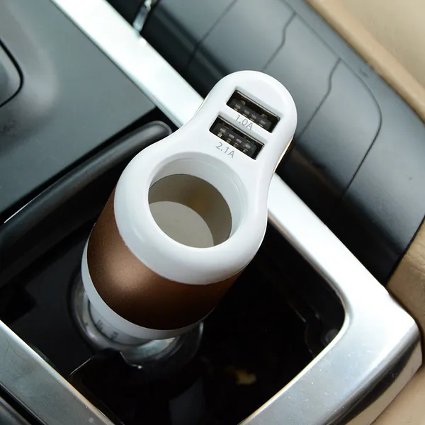 Splitter plugged into a car console